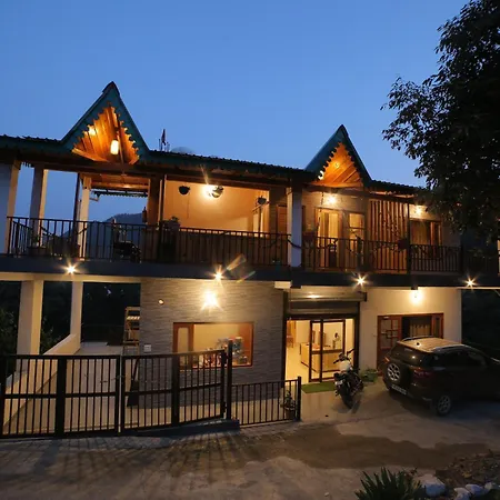 The Wooden Umbrella Near Kaichi Dhaam Apartment Bhimtal Exterior photo
