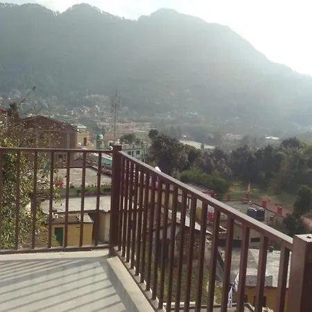 The Wooden Umbrella Near Kaichi Dhaam Apartment Bhimtal Exterior photo